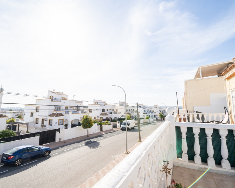 Wederverkoop - Rijhuis - Urb. La Marina