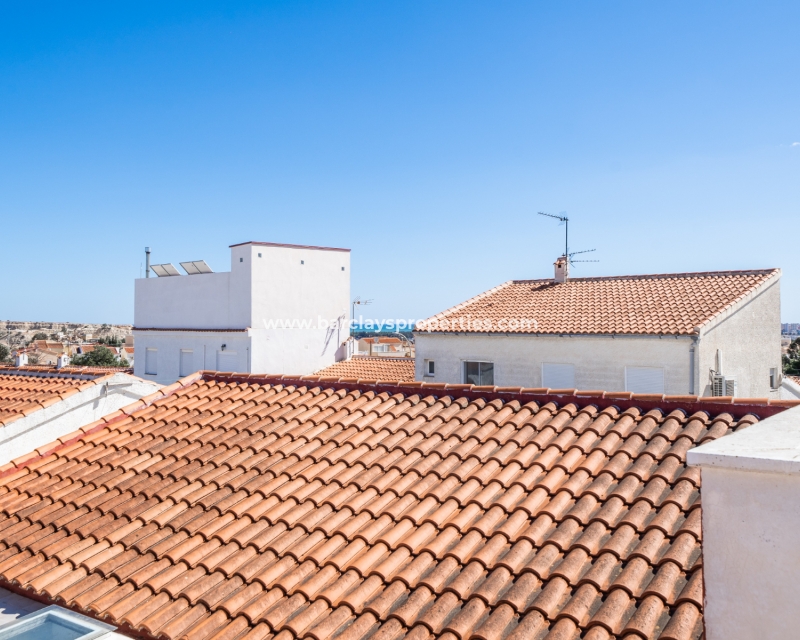 Wederverkoop - Rijhuis - Urb. La Marina