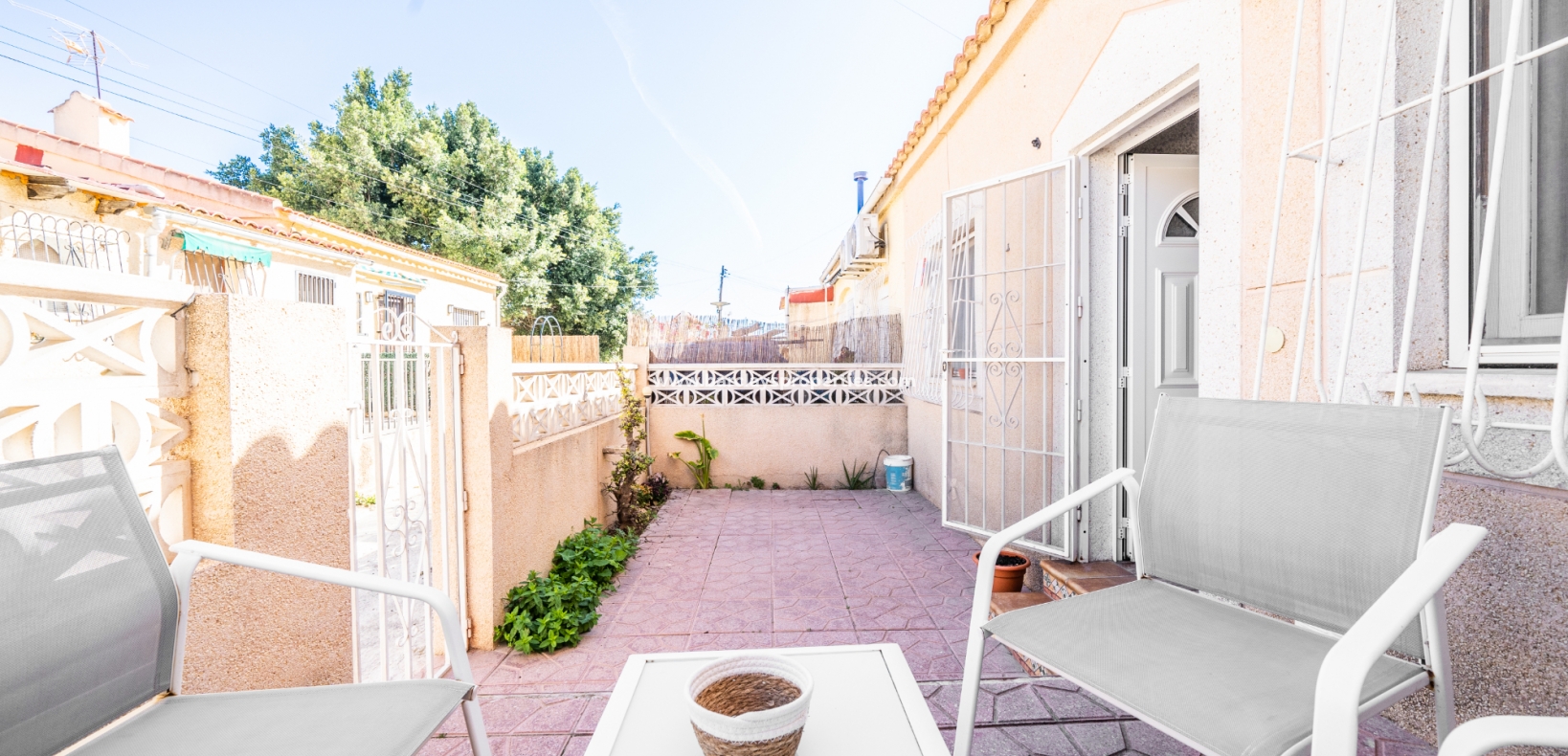 Wederverkoop - Rijhuis - Urb. La Marina