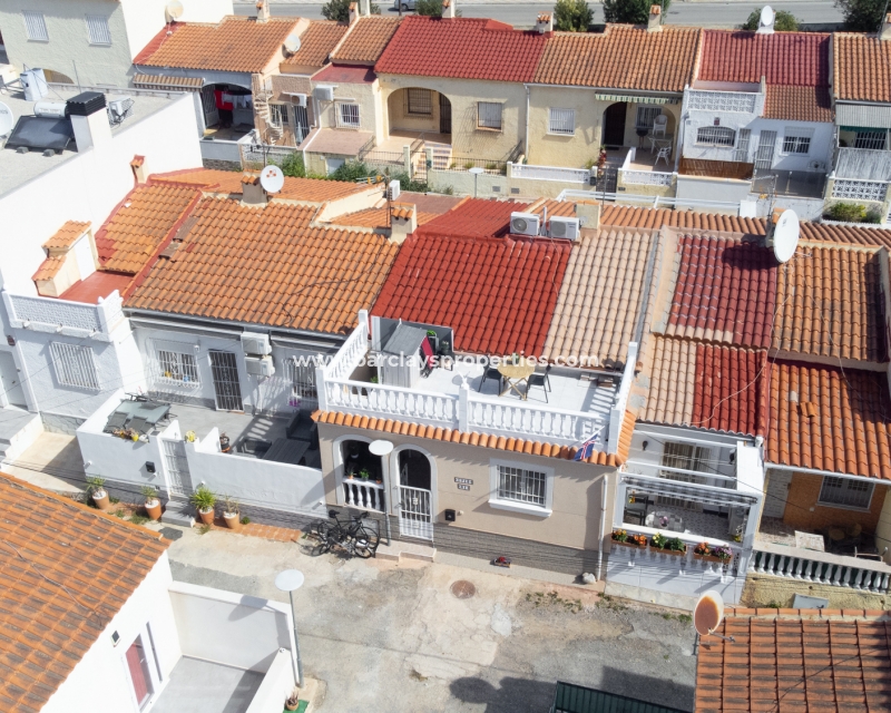 Wederverkoop - Rijhuis - Urb. La Marina