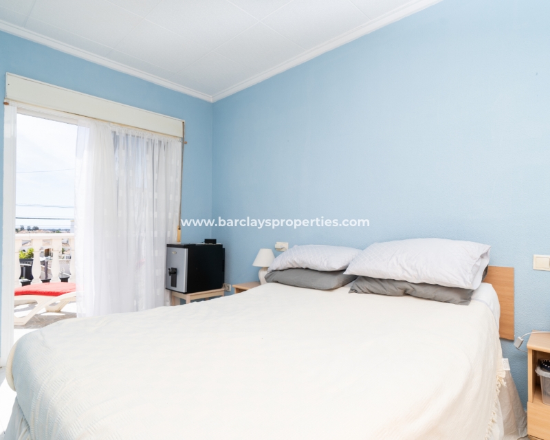 Wederverkoop - Rijhuis - Urb. La Marina