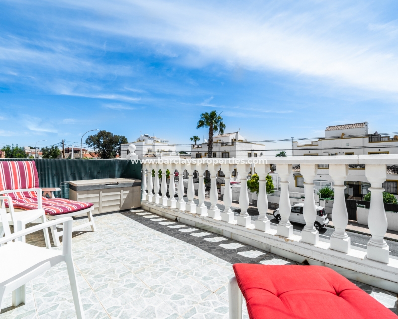 Wederverkoop - Rijhuis - Urb. La Marina