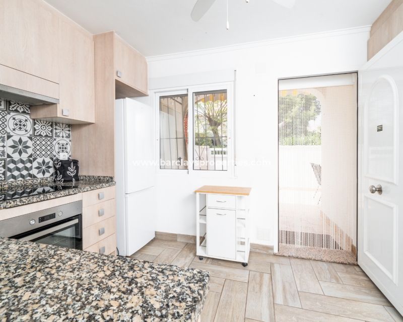 Wederverkoop - Rijhuis - Urb. La Marina