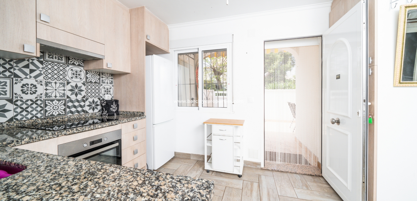 Wederverkoop - Rijhuis - Urb. La Marina