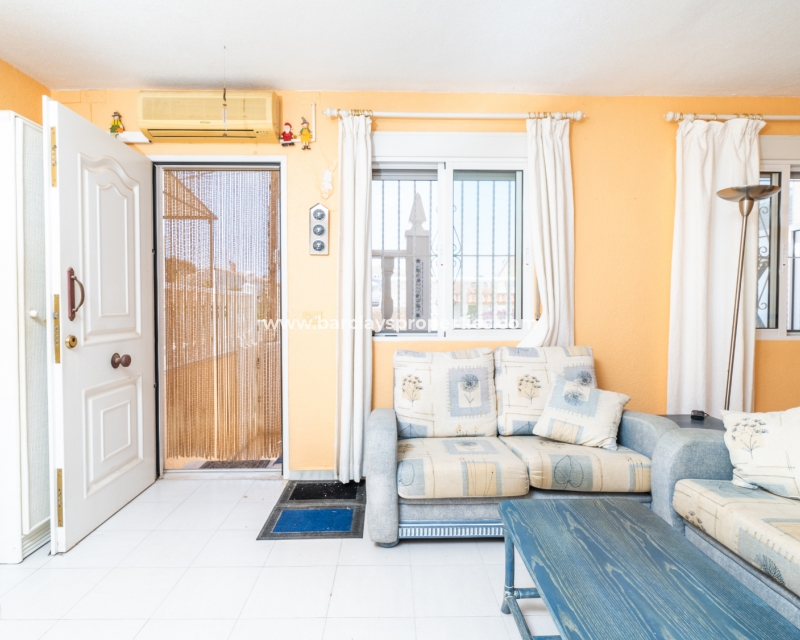 Wederverkoop - Rijhuis - Urb. La Marina