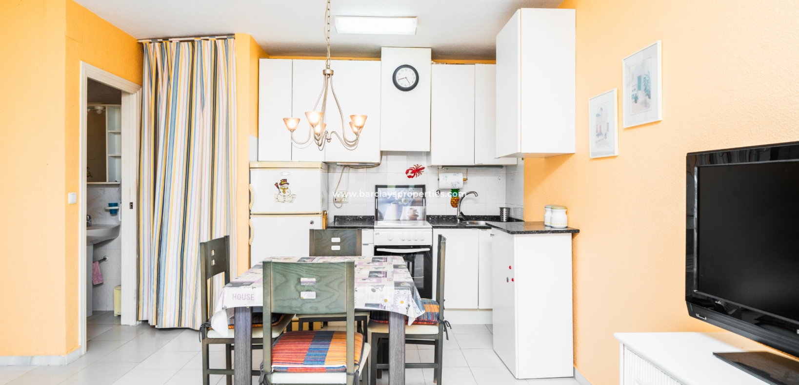 Wederverkoop - Rijhuis - Urb. La Marina