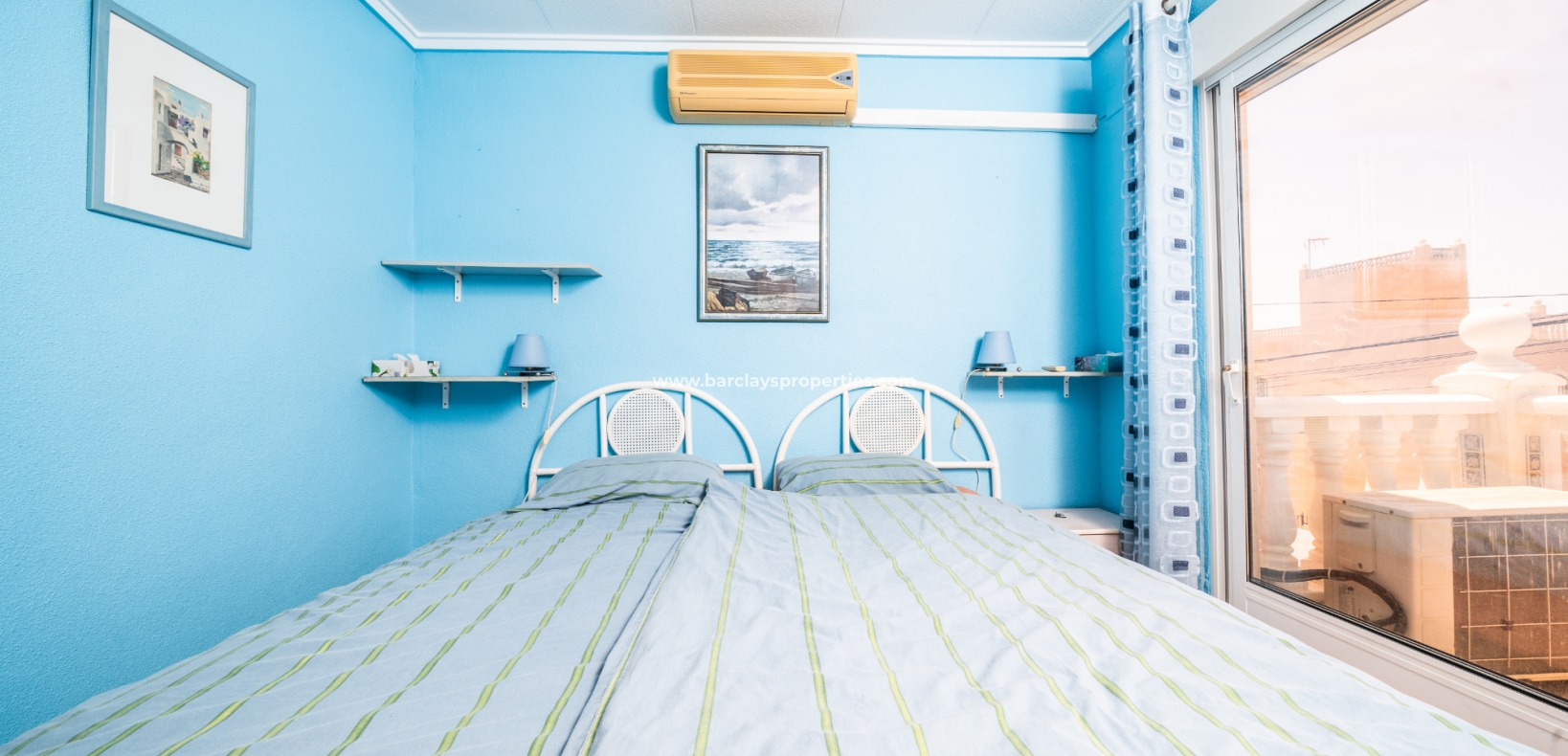 Wederverkoop - Rijhuis - Urb. La Marina