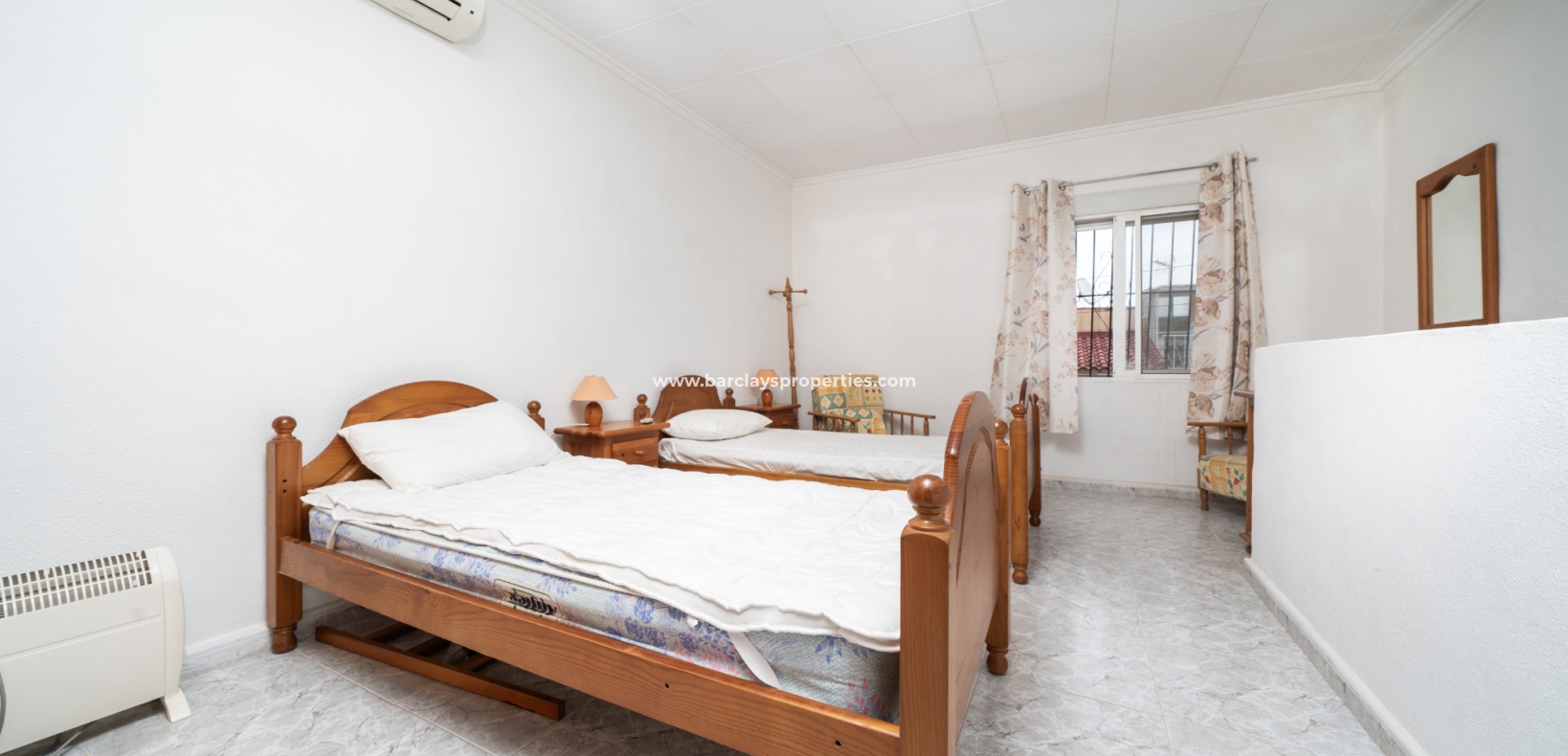 Wederverkoop - Rijhuis - Urb. La Marina