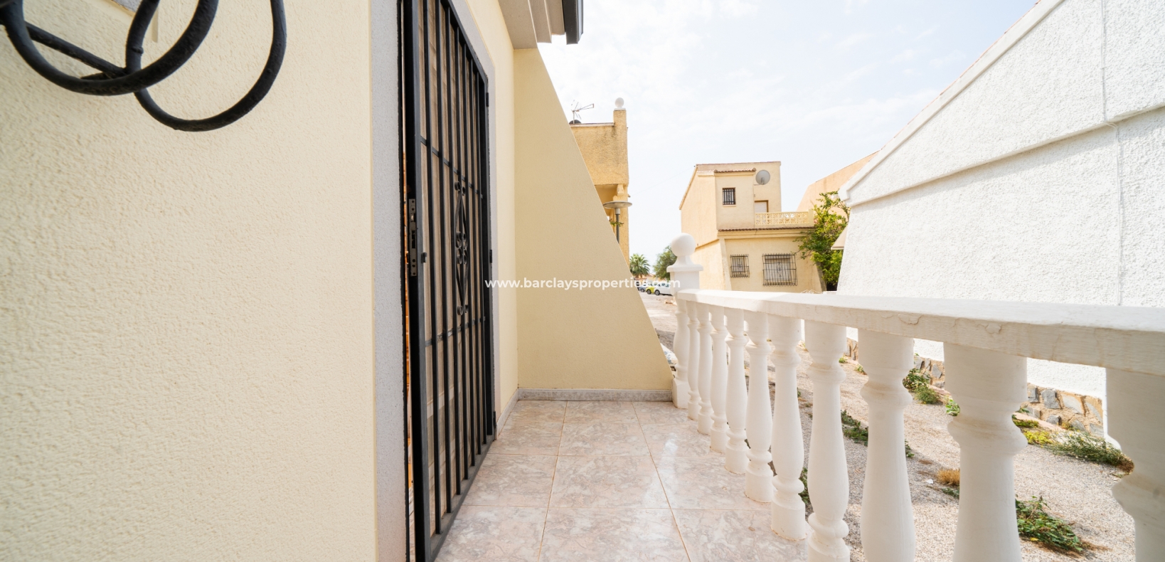 Wederverkoop - Rijhuis - Urb. La Marina