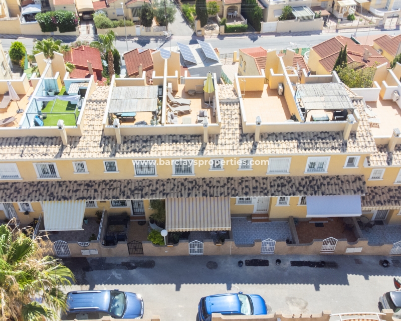 Wederverkoop - Rijhuis - Urb. La Marina