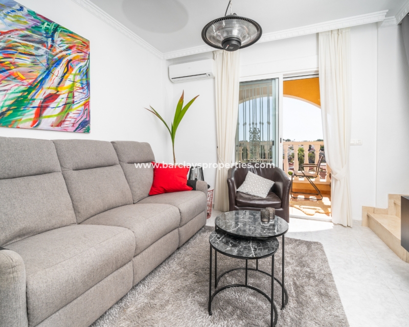 Wederverkoop - Rijhuis - Urb. La Marina