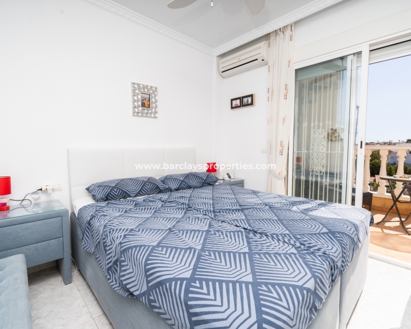 Wederverkoop - Rijhuis - Urb. La Marina