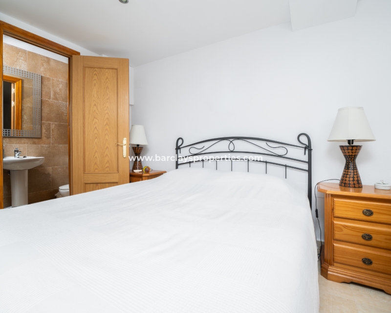 Wederverkoop - Rijhuis - Urb. La Marina