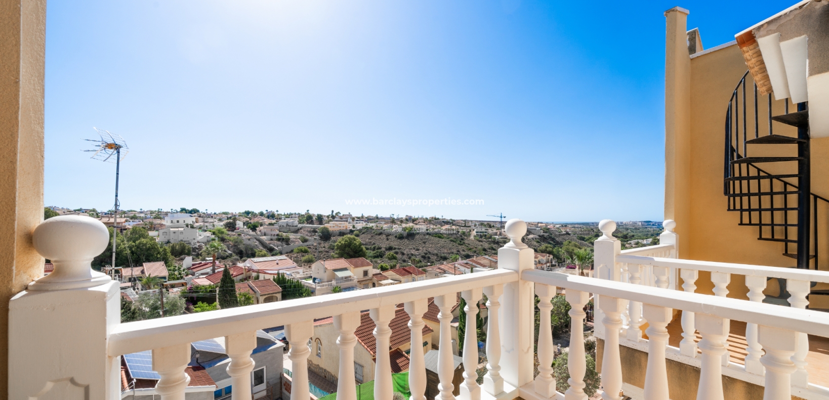 Wederverkoop - Rijhuis - Urb. La Marina