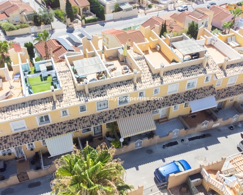 Wederverkoop - Rijhuis - Urb. La Marina