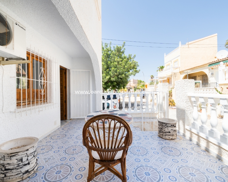 Wederverkoop - Rijhuis - Urb. La Marina