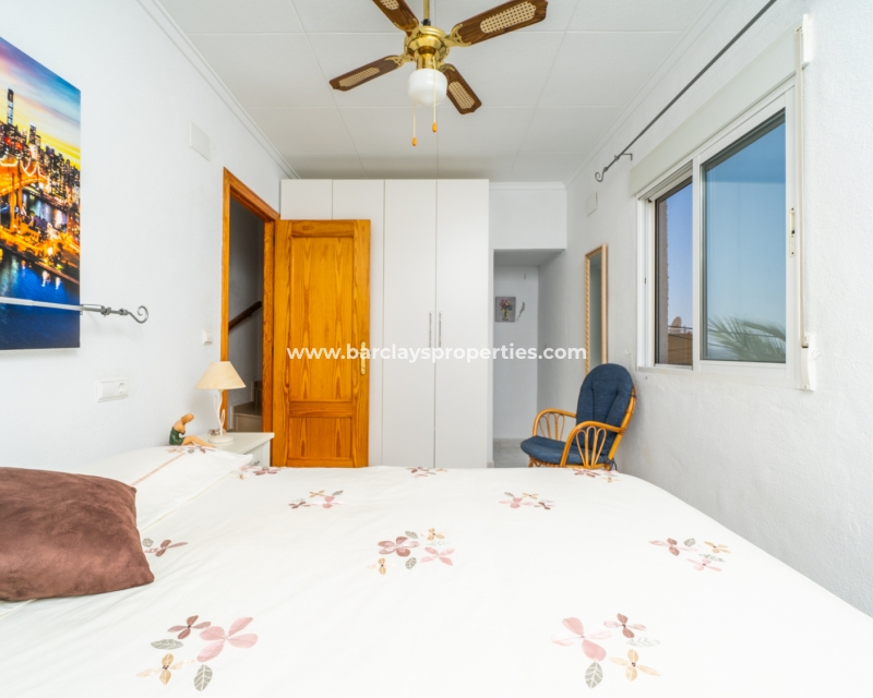 Wederverkoop - Rijhuis - Urb. La Marina