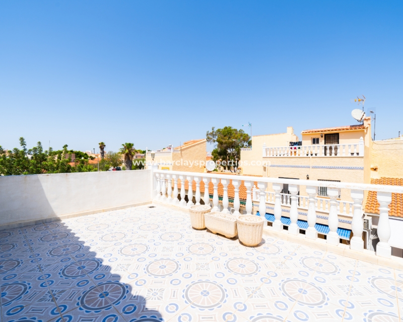 Wederverkoop - Rijhuis - Urb. La Marina