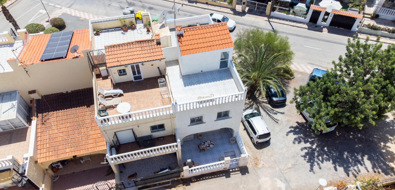 Wederverkoop - Rijhuis - Urb. La Marina