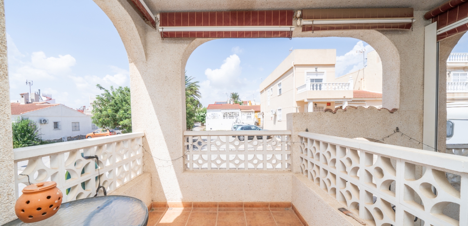 Wederverkoop - Rijhuis - Urb. La Marina