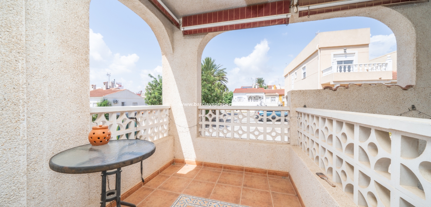 Wederverkoop - Rijhuis - Urb. La Marina