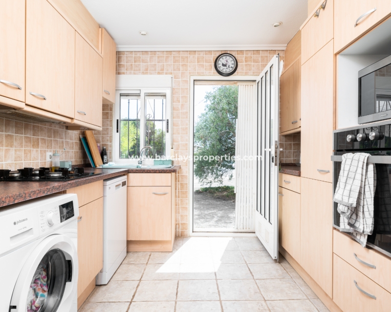 Wederverkoop - Rijhuis - Urb. La Marina