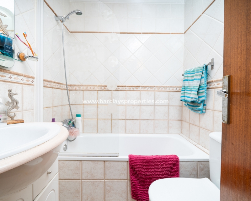 Wederverkoop - Rijhuis - Urb. La Marina