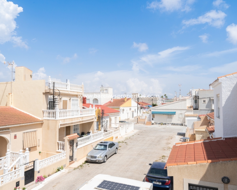 Wederverkoop - Rijhuis - Urb. La Marina