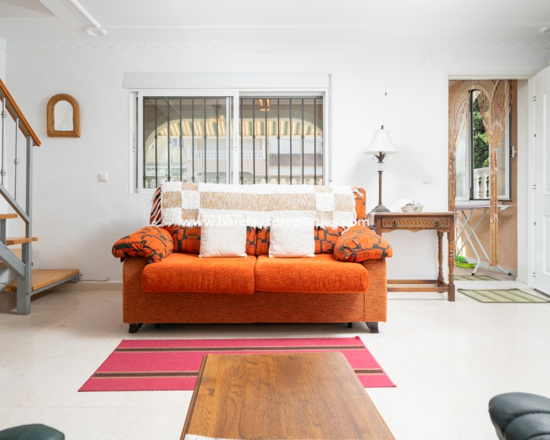 Wederverkoop - Rijhuis - Urb. La Marina