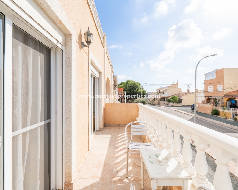 Wederverkoop - Rijhuis - Urb. La Marina