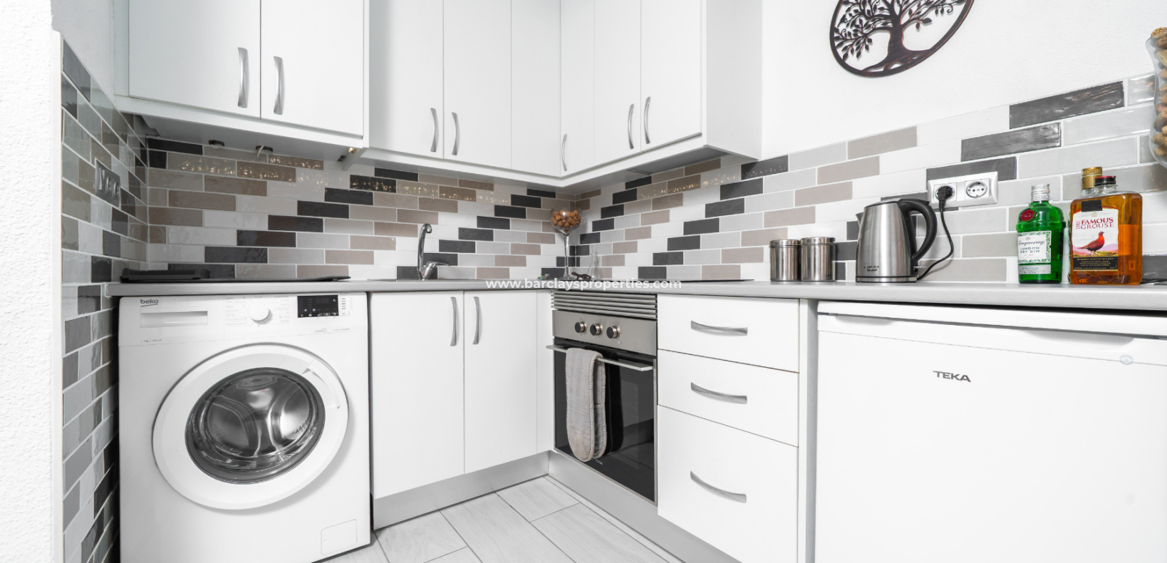 Wederverkoop - Rijhuis - Urb. La Marina