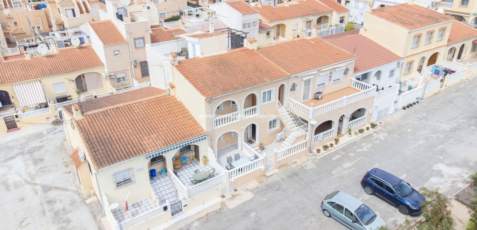 Wederverkoop - Rijhuis - Urb. La Marina