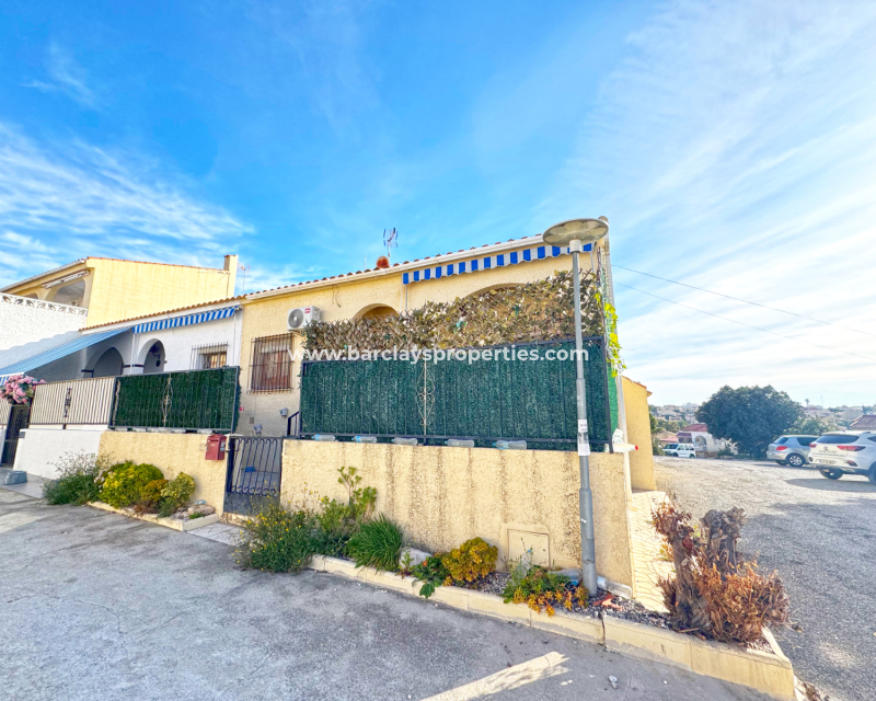 Wederverkoop - Rijhuis - Urb. La Marina