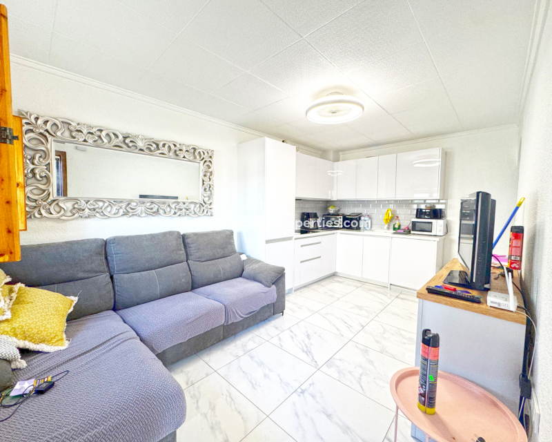 Wederverkoop - Rijhuis - Urb. La Marina