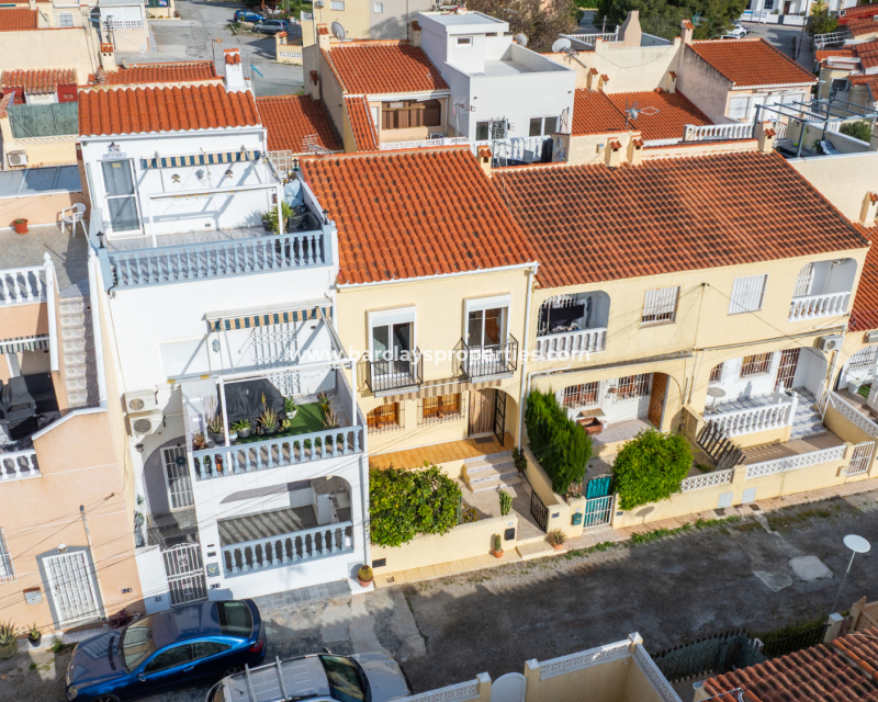 Wederverkoop - Rijhuis - Urb. La Marina