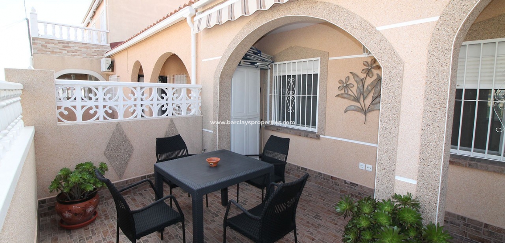 Wederverkoop - Rijhuis - Urb. La Marina