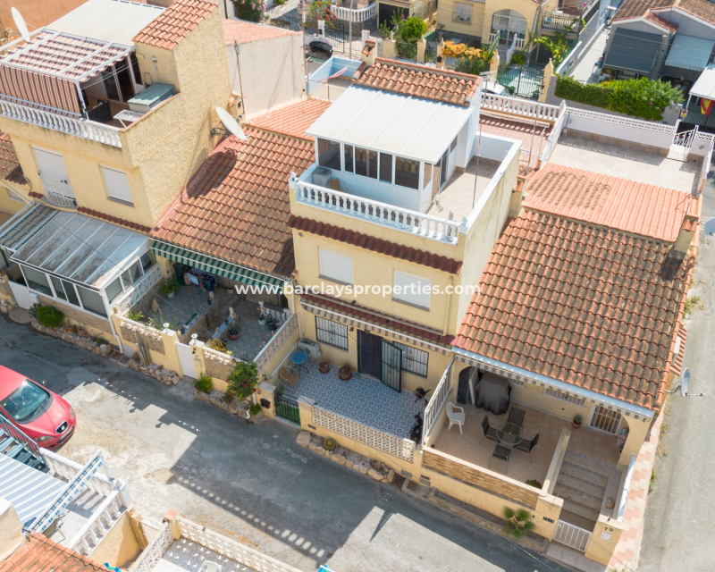 Wederverkoop - Rijhuis - Urb. La Marina