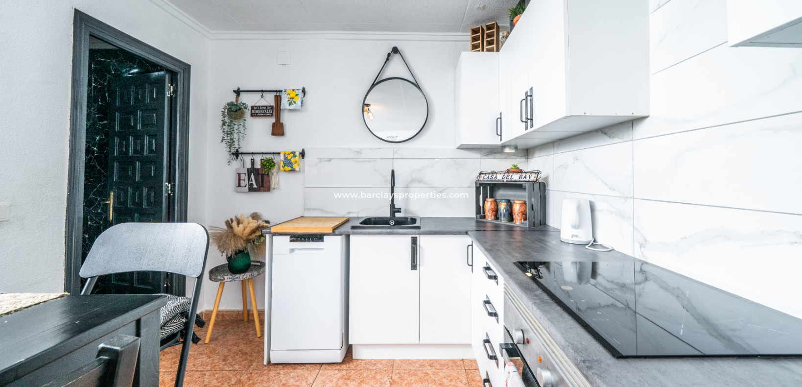 Wederverkoop - Rijhuis - Urb. La Marina