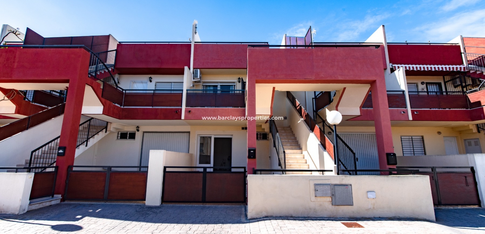 Wederverkoop - Rijhuis - Urb. La Marina