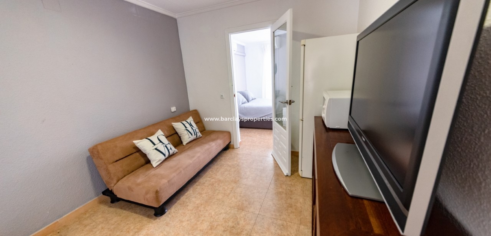 Wederverkoop - Rijhuis - Urb. La Marina