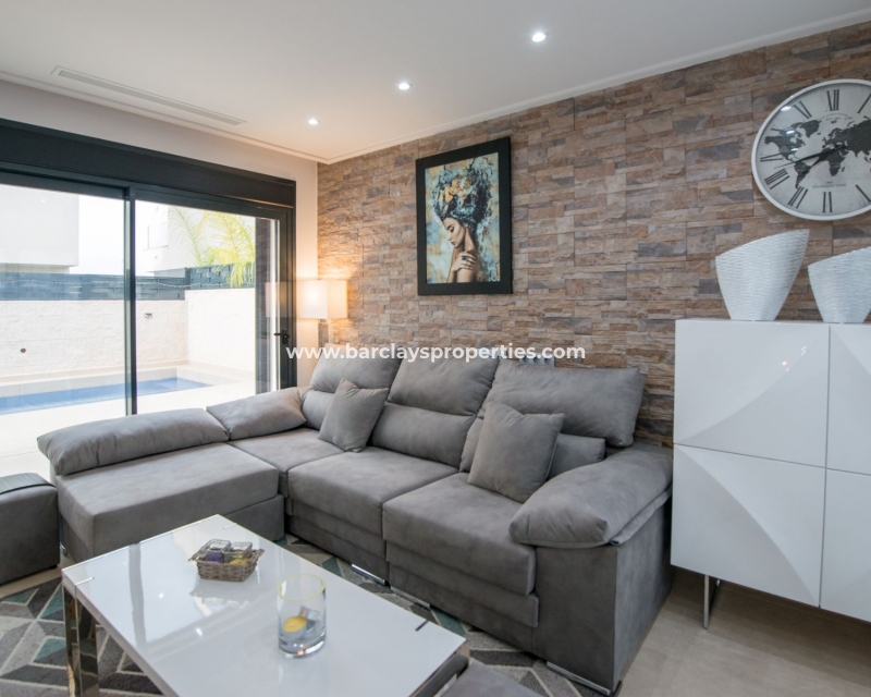 Wederverkoop -  Twee Onder Een Kap - Benijofar