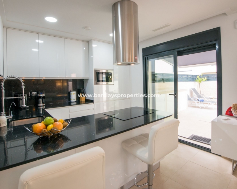 Wederverkoop -  Twee Onder Een Kap - Benijofar