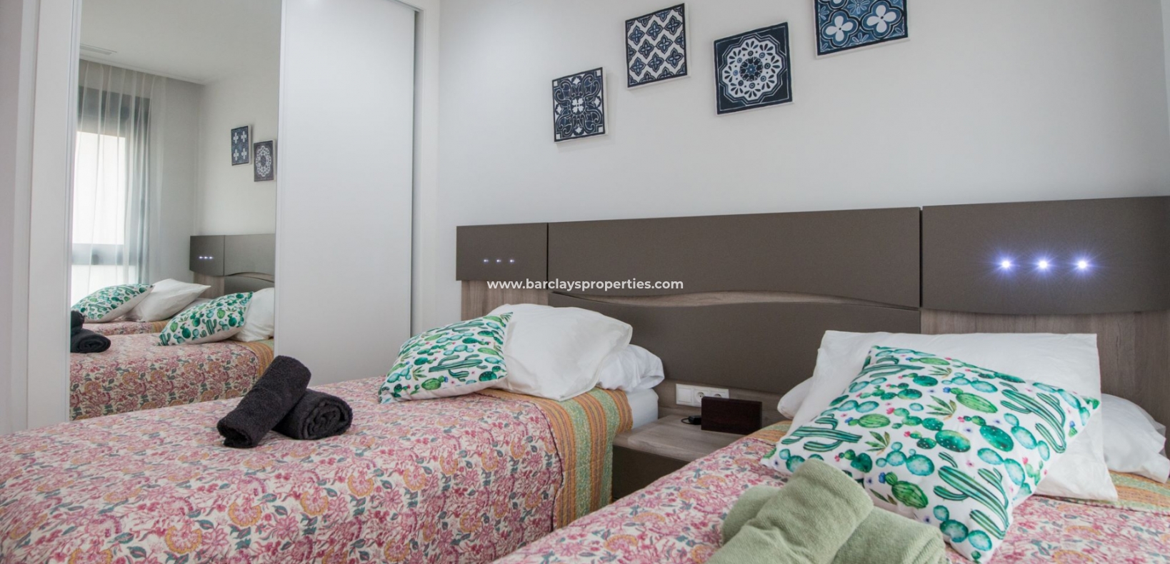 Wederverkoop -  Twee Onder Een Kap - Benijofar