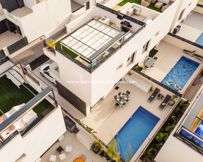 Wederverkoop -  Twee Onder Een Kap - Benijofar