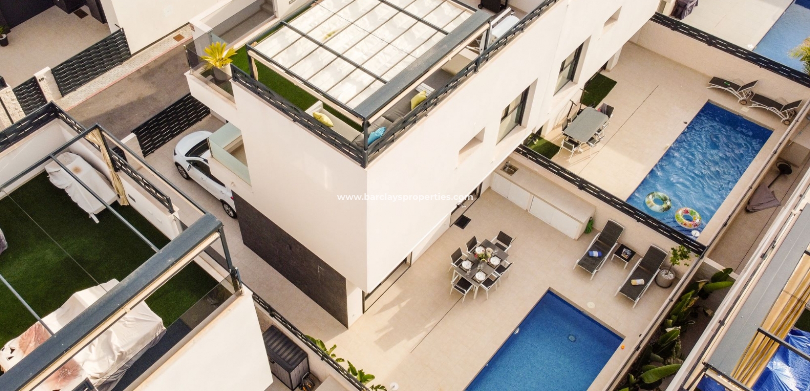 Wederverkoop -  Twee Onder Een Kap - Benijofar