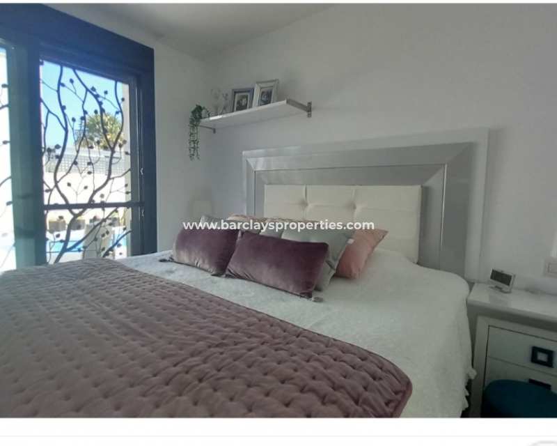 Wederverkoop -  Twee Onder Een Kap - Rojales