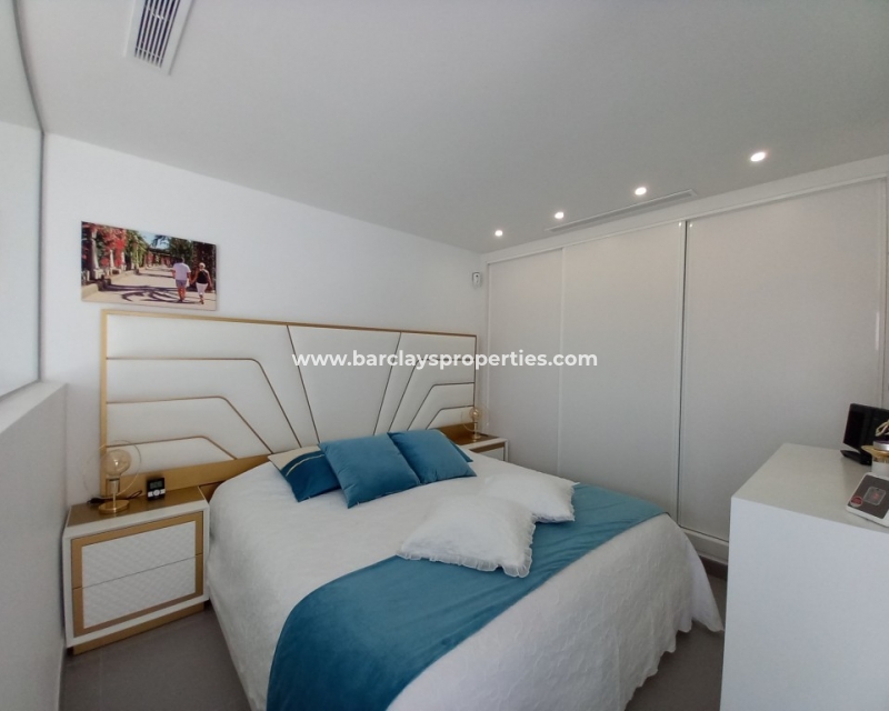 Wederverkoop -  Twee Onder Een Kap - Rojales