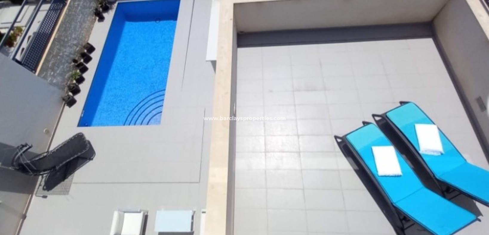 Wederverkoop -  Twee Onder Een Kap - Rojales