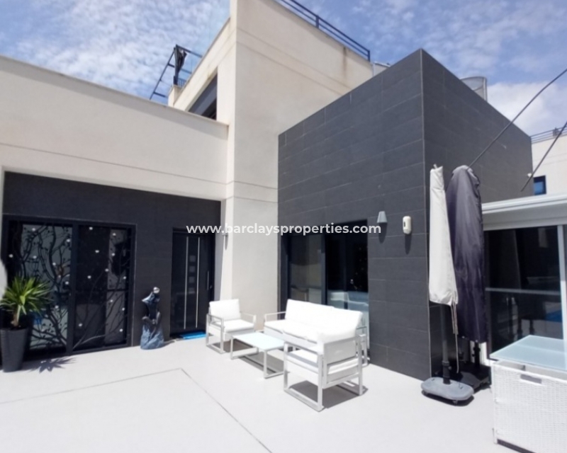 Wederverkoop -  Twee Onder Een Kap - Rojales