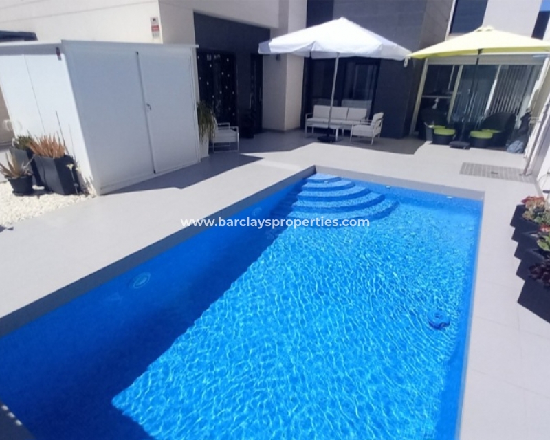 Wederverkoop -  Twee Onder Een Kap - Rojales